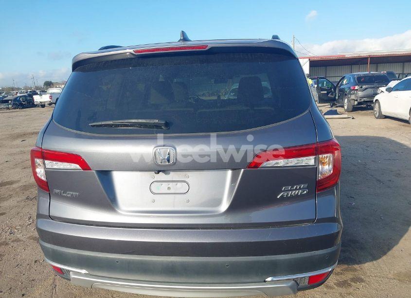 Photo 17 of 2021 Honda Pilot AWD ELITE (VIN 5FNYF6H01MB006339)