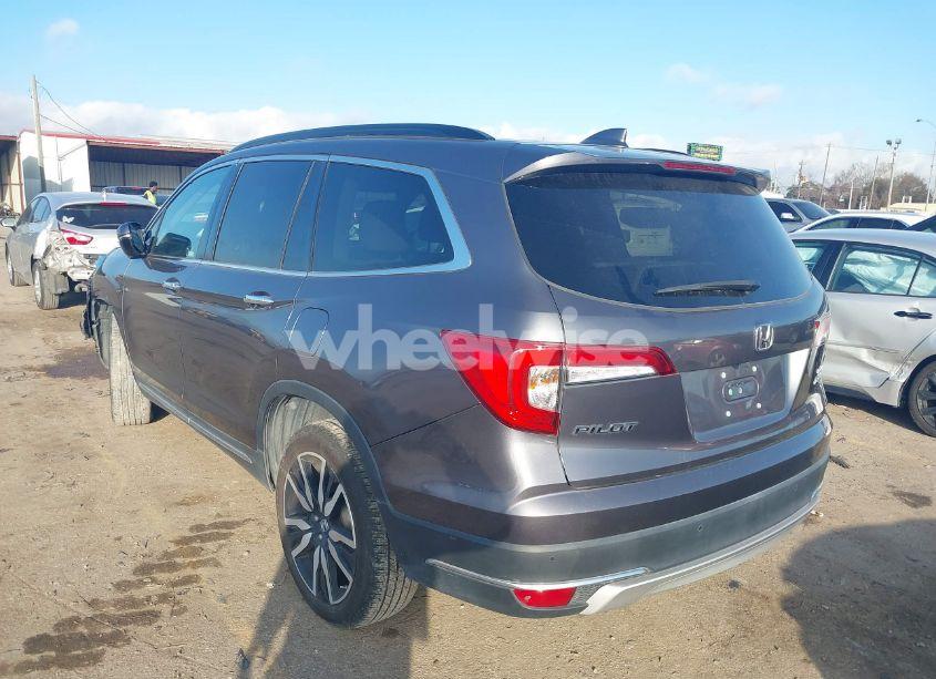 Photo 3 of 2021 Honda Pilot AWD ELITE (VIN 5FNYF6H01MB006339)