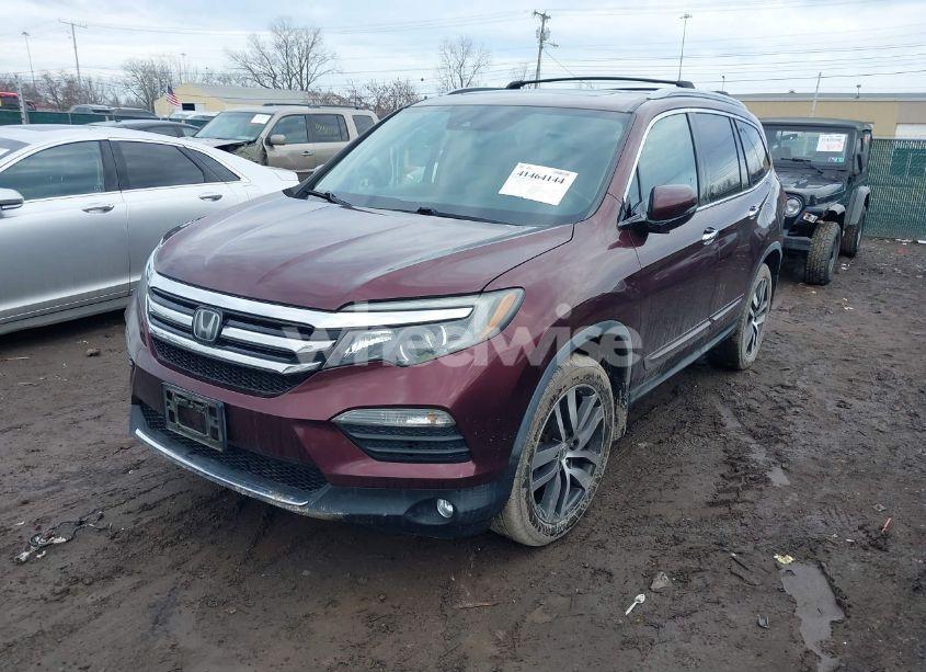Photo 2 of 2016 Honda Pilot ELITE (VIN 5FNYF6H02GB021131)