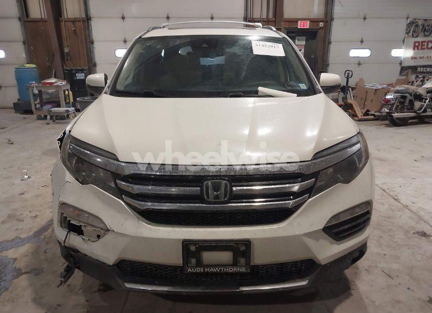Photo 12 of 2016 Honda Pilot ELITE (VIN 5FNYF6H02GB052864)