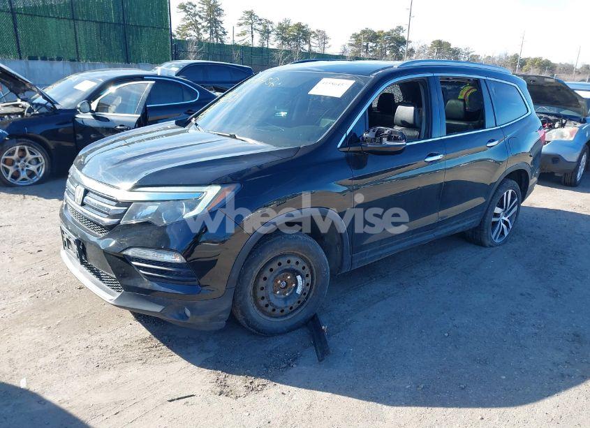 Photo 2 of 2016 Honda Pilot ELITE (VIN 5FNYF6H02GB063220)