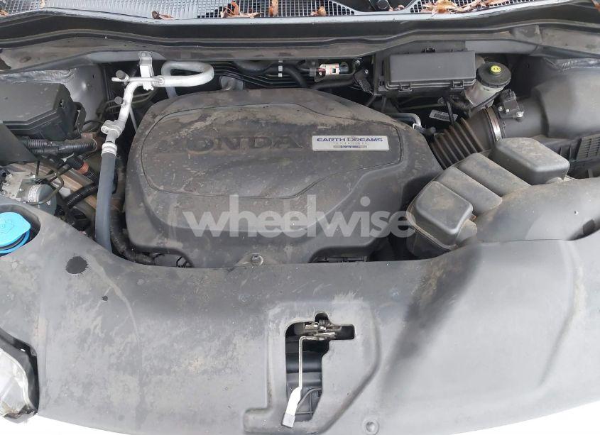 Photo 10 of 2019 Honda Pilot ELITE (VIN 5FNYF6H02KB070645)