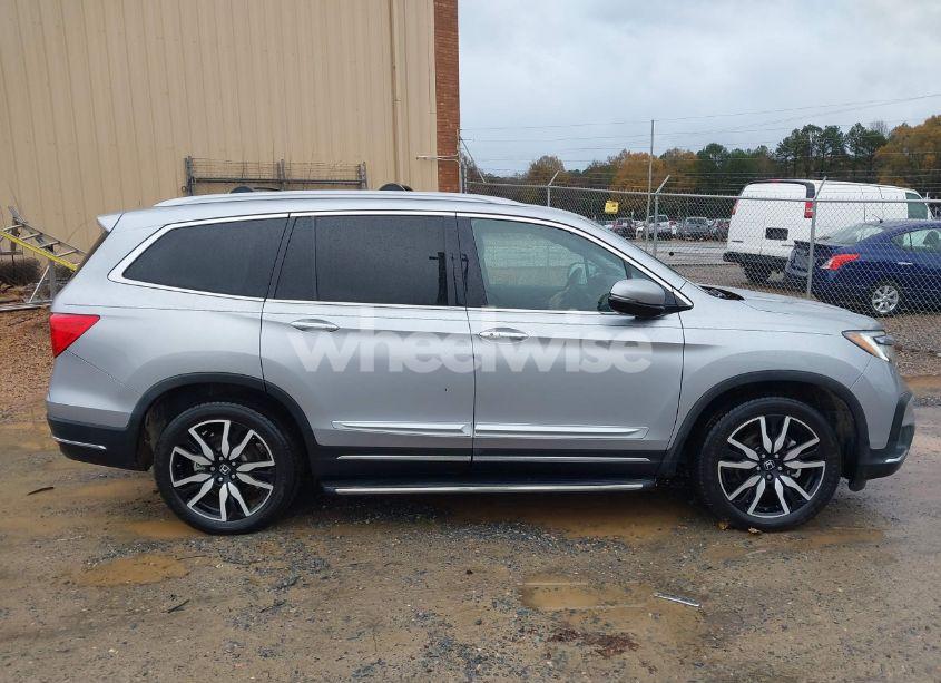 Photo 13 of 2019 Honda Pilot ELITE (VIN 5FNYF6H02KB070645)