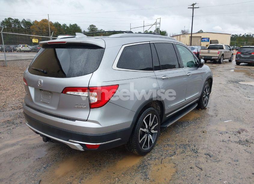 Photo 4 of 2019 Honda Pilot ELITE (VIN 5FNYF6H02KB070645)