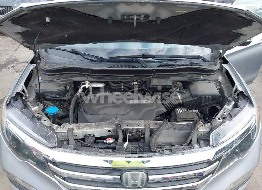 Photo 10 of 2016 Honda Pilot ELITE (VIN 5FNYF6H03GB123800)