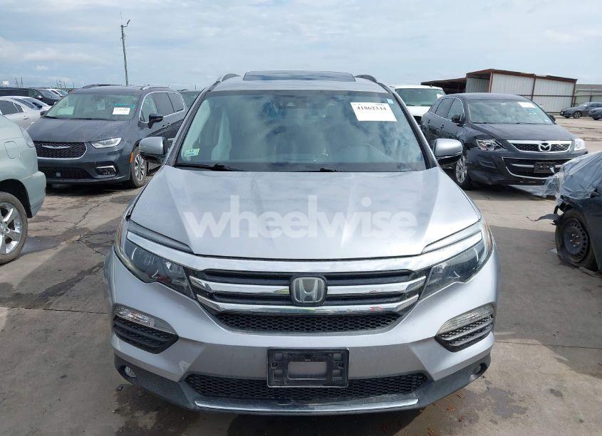 Photo 13 of 2016 Honda Pilot ELITE (VIN 5FNYF6H03GB123800)