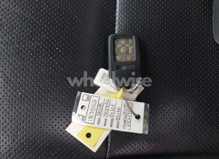 Photo 11 of 2018 Honda Pilot ELITE (VIN 5FNYF6H03JB047552)