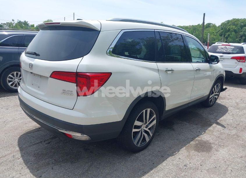 Photo 4 of 2018 Honda Pilot ELITE (VIN 5FNYF6H03JB047552)