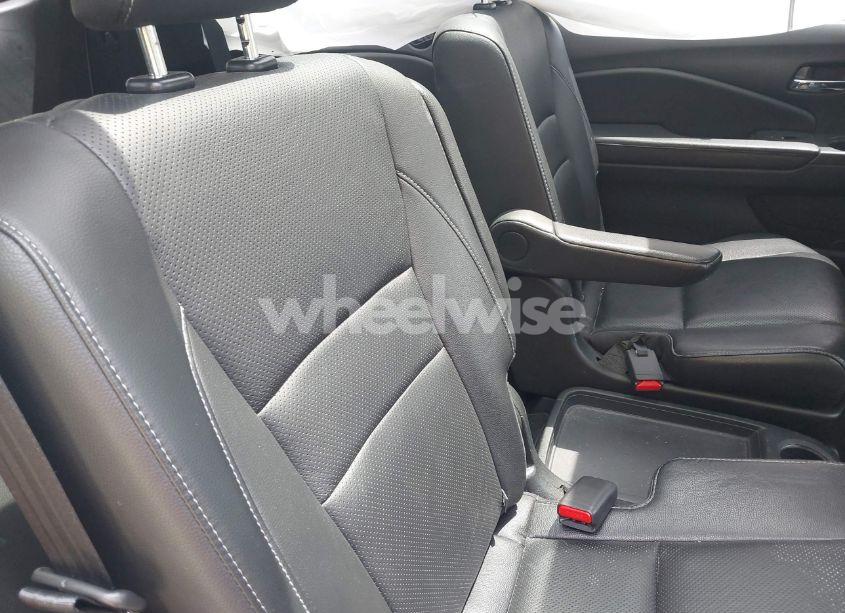 Photo 8 of 2018 Honda Pilot ELITE (VIN 5FNYF6H03JB047552)