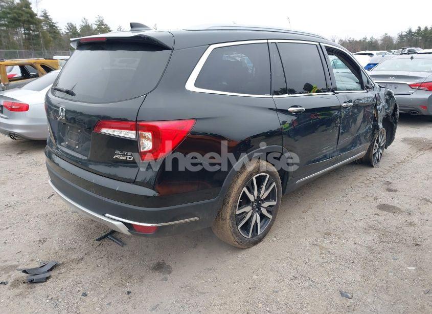 Photo 4 of 2019 Honda Pilot ELITE (VIN 5FNYF6H03KB061551)