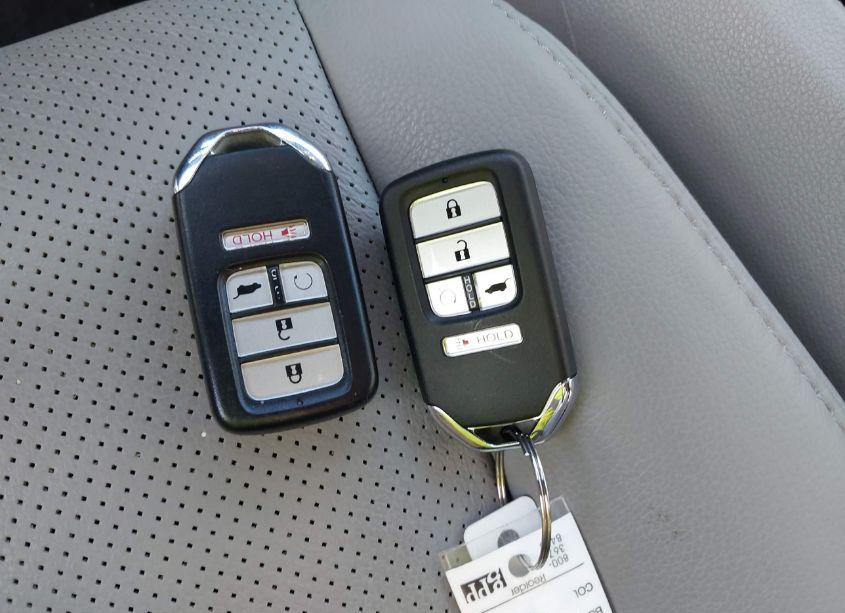 Photo 11 of 2022 Honda Pilot AWD ELITE (VIN 5FNYF6H03NB030479)