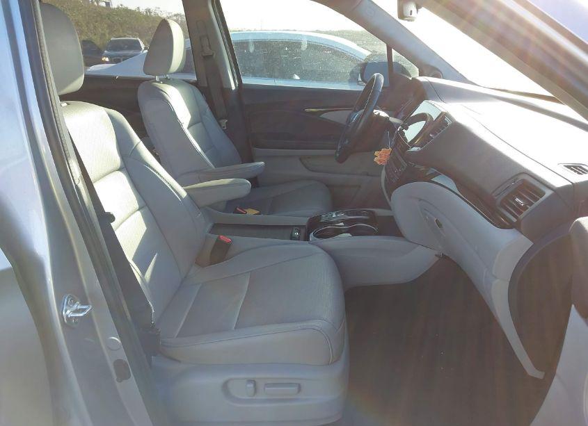 Photo 5 of 2022 Honda Pilot AWD ELITE (VIN 5FNYF6H03NB030479)