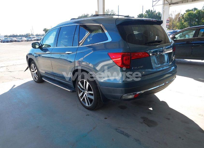 Photo 3 of 2016 Honda Pilot ELITE (VIN 5FNYF6H04GB094744)