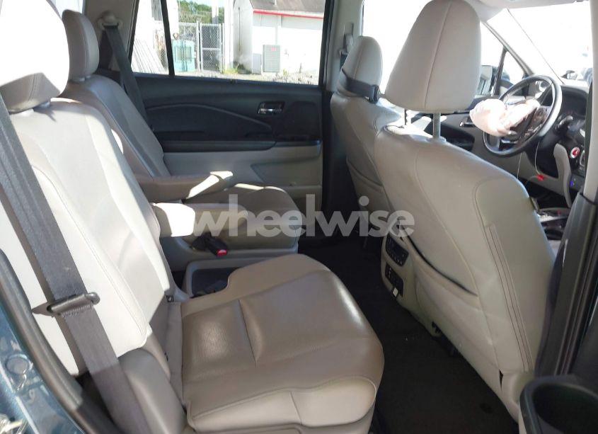 Photo 8 of 2016 Honda Pilot ELITE (VIN 5FNYF6H04GB094744)