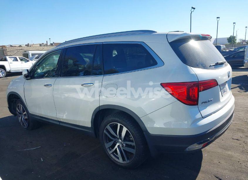 Photo 14 of 2017 Honda Pilot ELITE (VIN 5FNYF6H04HB032553)