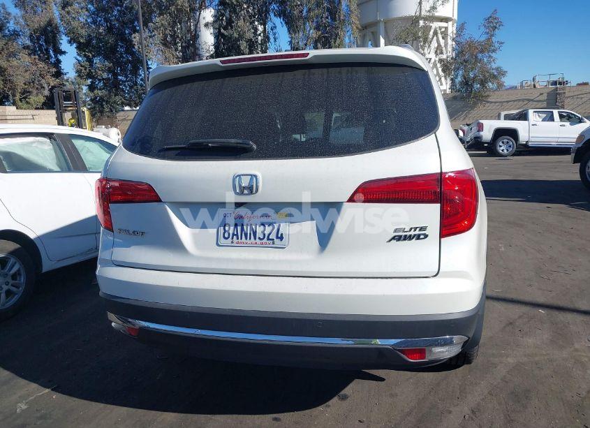 Photo 16 of 2017 Honda Pilot ELITE (VIN 5FNYF6H04HB032553)