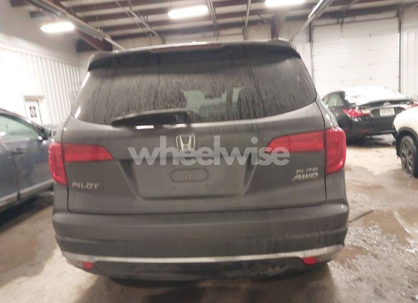 Photo 16 of 2017 Honda Pilot ELITE (VIN 5FNYF6H04HB046341)