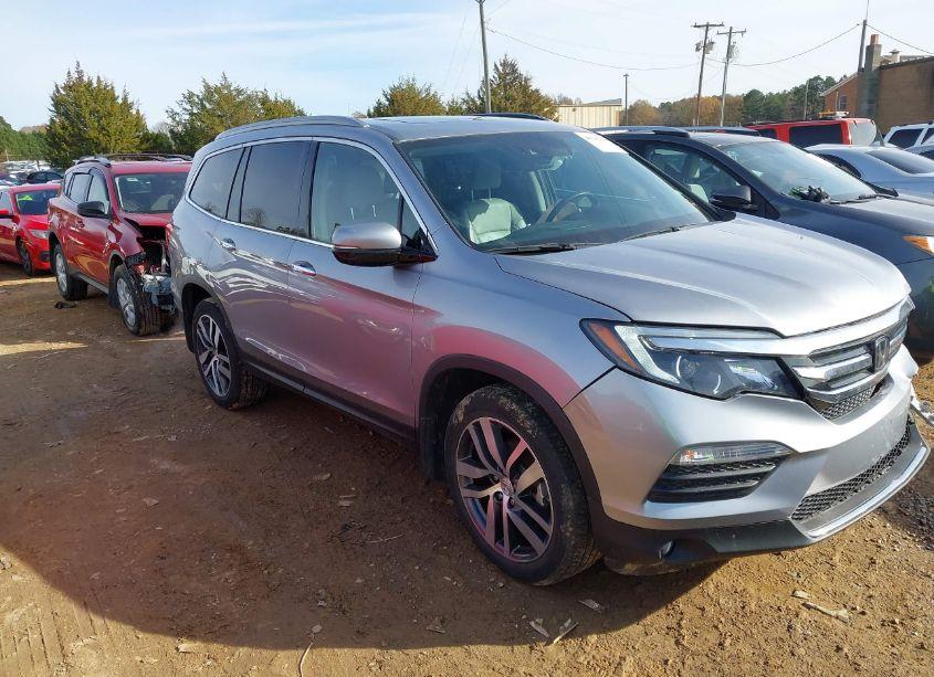 2017 Honda Pilot ELITE (VIN 5FNYF6H04HB049093) main photo