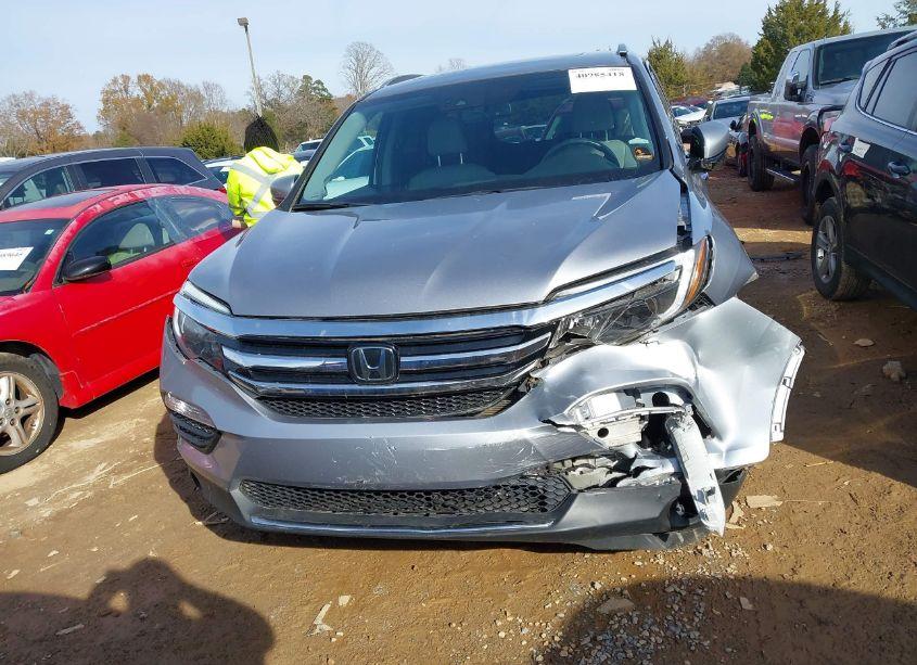 Photo 12 of 2017 Honda Pilot ELITE (VIN 5FNYF6H04HB049093)