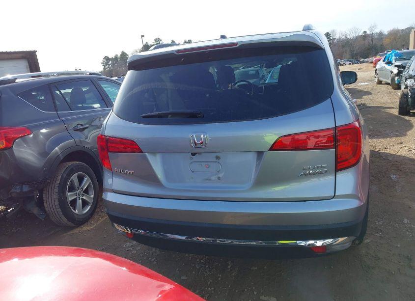 Photo 16 of 2017 Honda Pilot ELITE (VIN 5FNYF6H04HB049093)