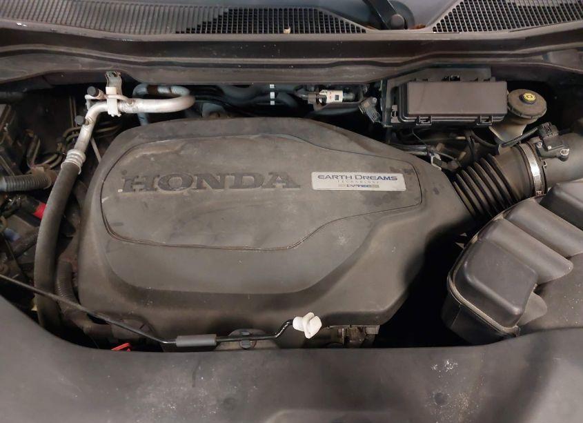 Photo 10 of 2017 Honda Pilot ELITE (VIN 5FNYF6H04HB095605)