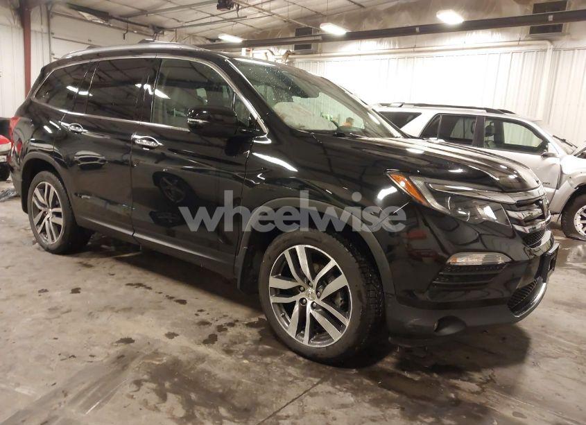 2017 Honda Pilot ELITE (VIN 5FNYF6H04HB097242) main photo