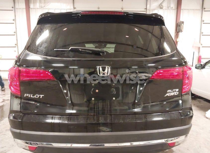 Photo 16 of 2017 Honda Pilot ELITE (VIN 5FNYF6H04HB097242)