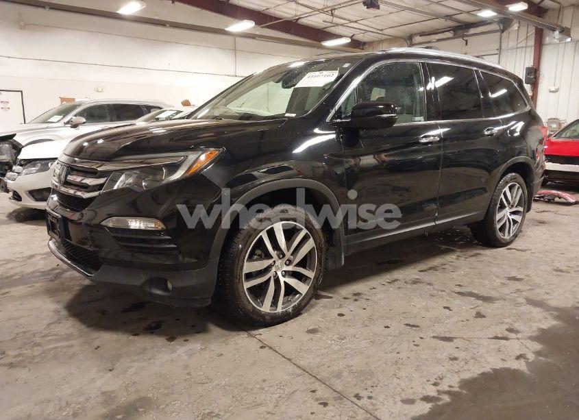 Photo 2 of 2017 Honda Pilot ELITE (VIN 5FNYF6H04HB097242)