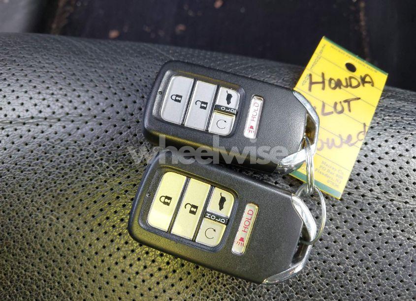 Photo 11 of 2019 Honda Pilot ELITE (VIN 5FNYF6H04KB007658)