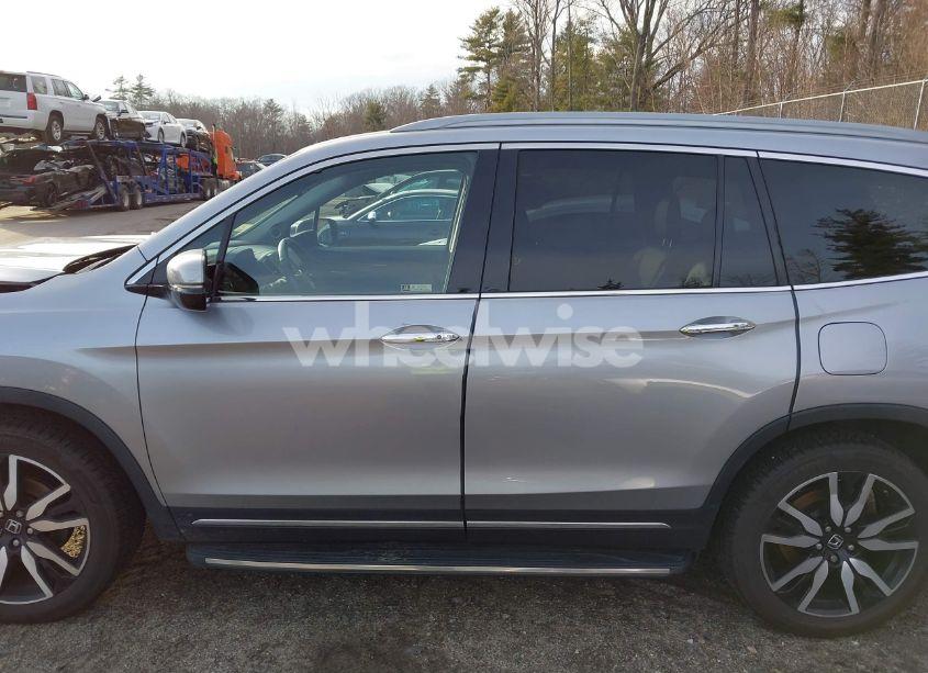 Photo 15 of 2019 Honda Pilot ELITE (VIN 5FNYF6H04KB007658)