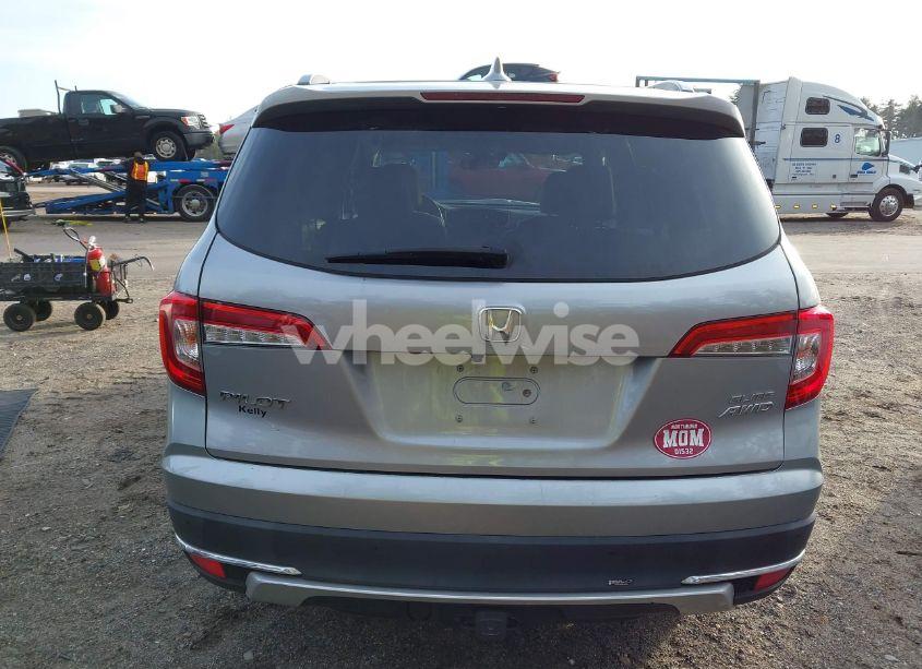 Photo 17 of 2019 Honda Pilot ELITE (VIN 5FNYF6H04KB007658)