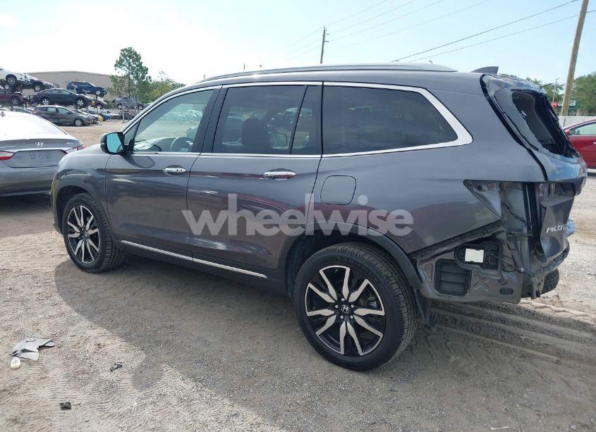 Photo 3 of 2022 Honda Pilot AWD ELITE (VIN 5FNYF6H04NB025212)