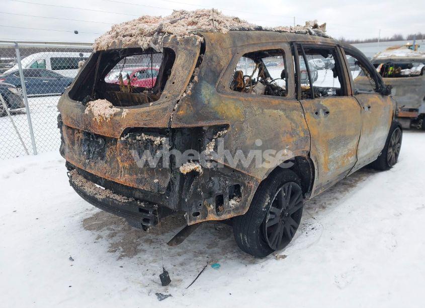 Photo 4 of 2022 Honda Pilot AWD ELITE (VIN 5FNYF6H04NB038588)