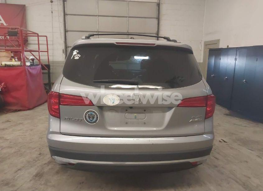 Photo 16 of 2016 Honda Pilot ELITE (VIN 5FNYF6H05GB102320)