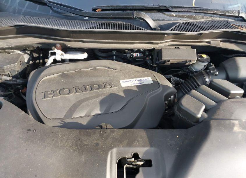 Photo 10 of 2017 Honda Pilot ELITE (VIN 5FNYF6H05HB037292)