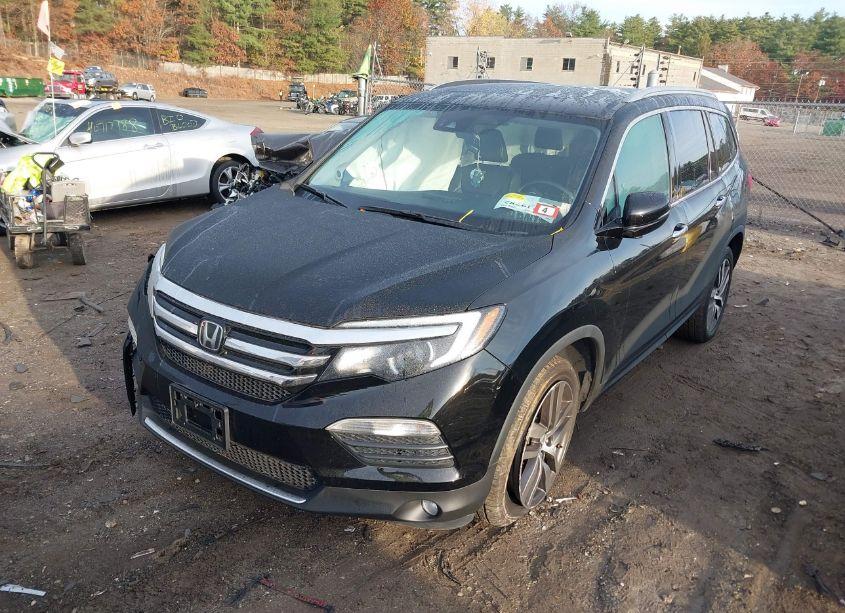 Photo 2 of 2017 Honda Pilot ELITE (VIN 5FNYF6H05HB037292)
