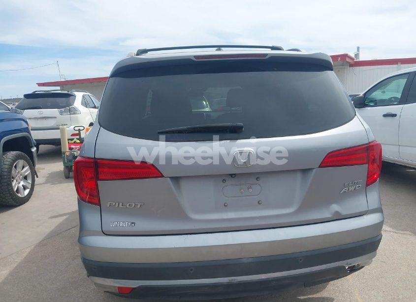 Photo 16 of 2017 Honda Pilot ELITE (VIN 5FNYF6H05HB049099)