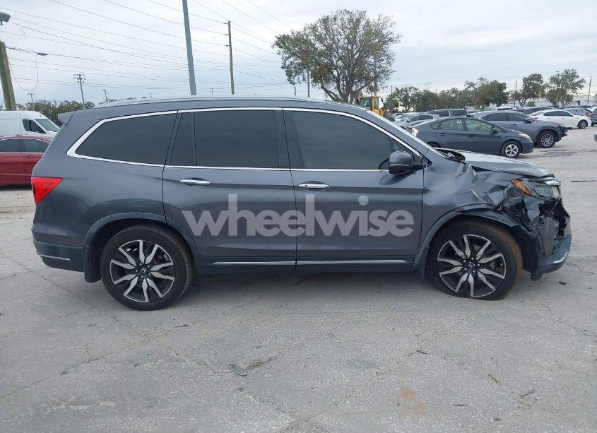 Photo 13 of 2019 Honda Pilot ELITE (VIN 5FNYF6H05KB013551)