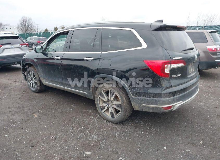Photo 3 of 2019 Honda Pilot ELITE (VIN 5FNYF6H05KB037171)