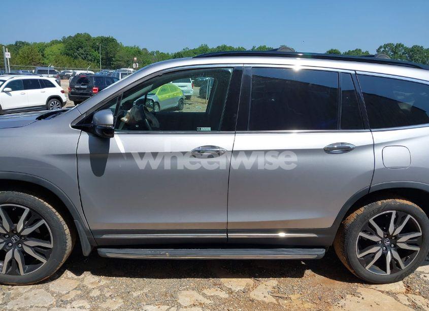 Photo 14 of 2019 Honda Pilot ELITE (VIN 5FNYF6H05KB047070)
