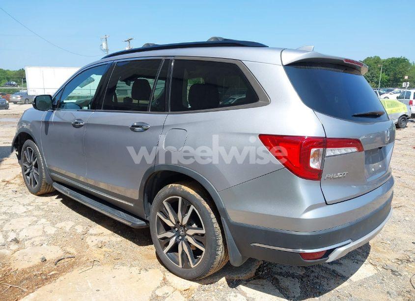 Photo 3 of 2019 Honda Pilot ELITE (VIN 5FNYF6H05KB047070)