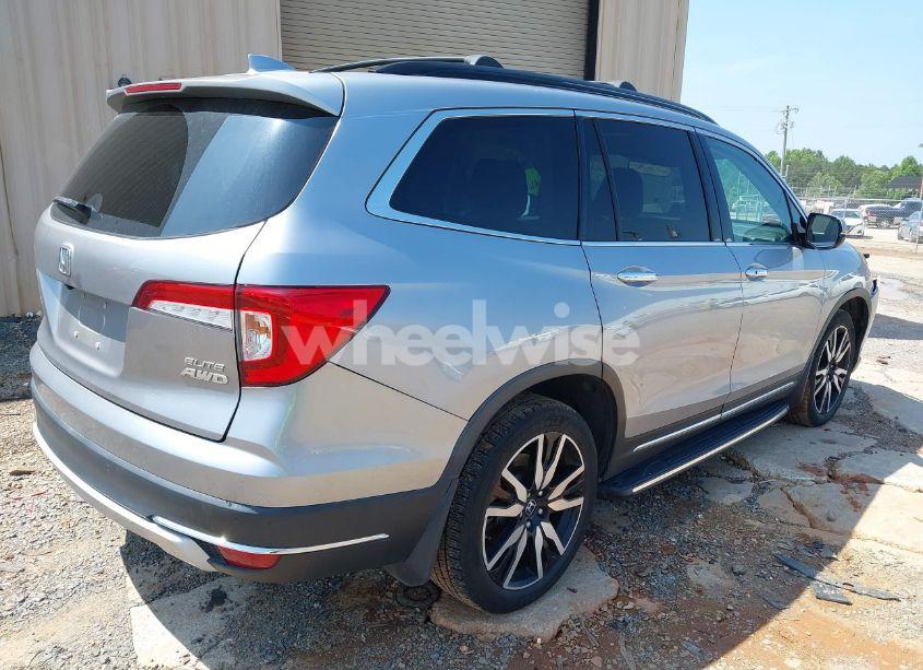 Photo 4 of 2019 Honda Pilot ELITE (VIN 5FNYF6H05KB047070)