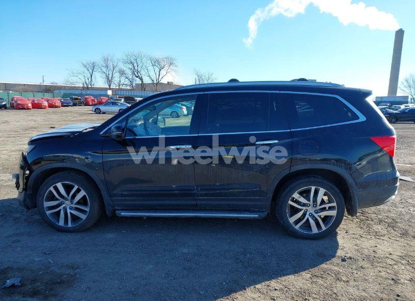 Photo 15 of 2016 Honda Pilot ELITE (VIN 5FNYF6H06GB049465)
