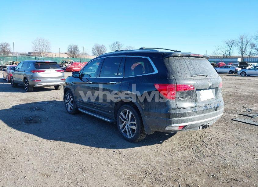 Photo 3 of 2016 Honda Pilot ELITE (VIN 5FNYF6H06GB049465)
