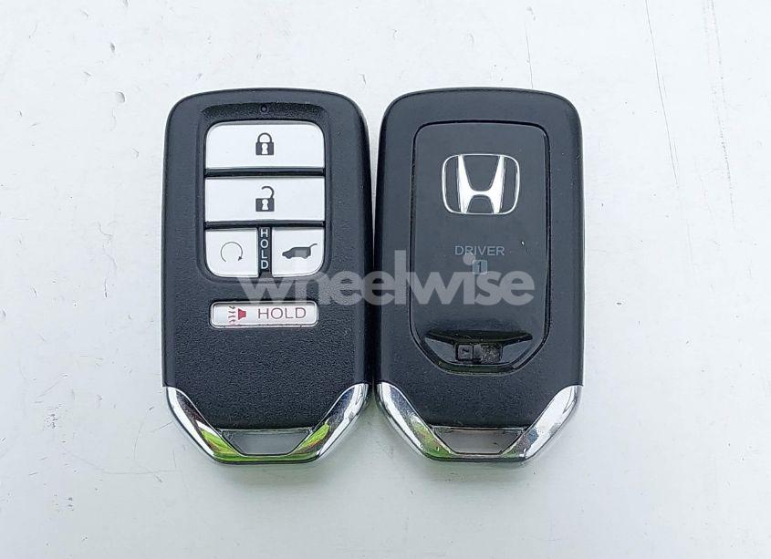 Photo 11 of 2017 Honda Pilot ELITE (VIN 5FNYF6H06HB020680)