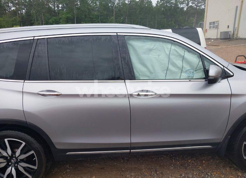 Photo 13 of 2019 Honda Pilot ELITE (VIN 5FNYF6H06KB025417)