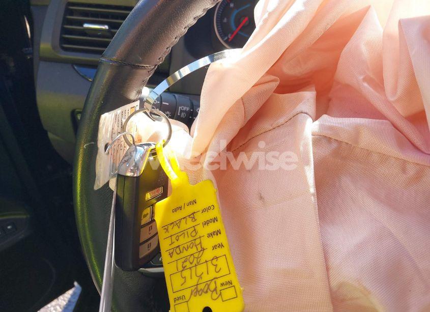 Photo 11 of 2021 Honda Pilot AWD ELITE (VIN 5FNYF6H06MB048053)