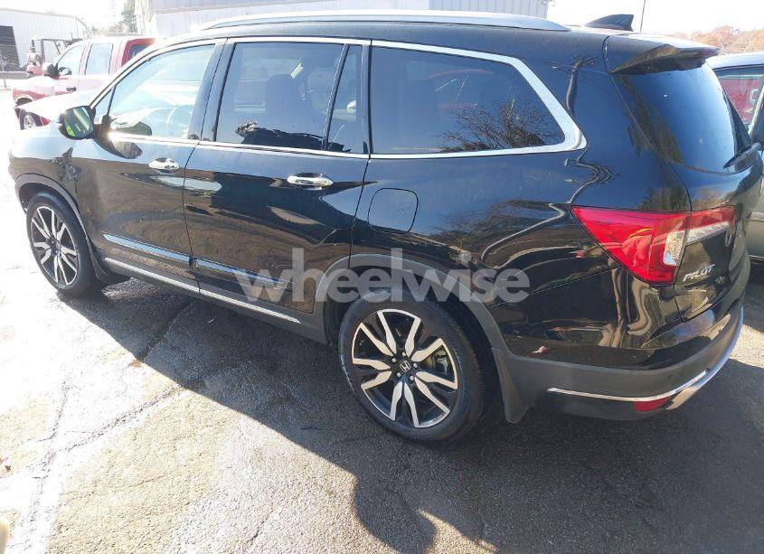 Photo 3 of 2021 Honda Pilot AWD ELITE (VIN 5FNYF6H06MB048053)