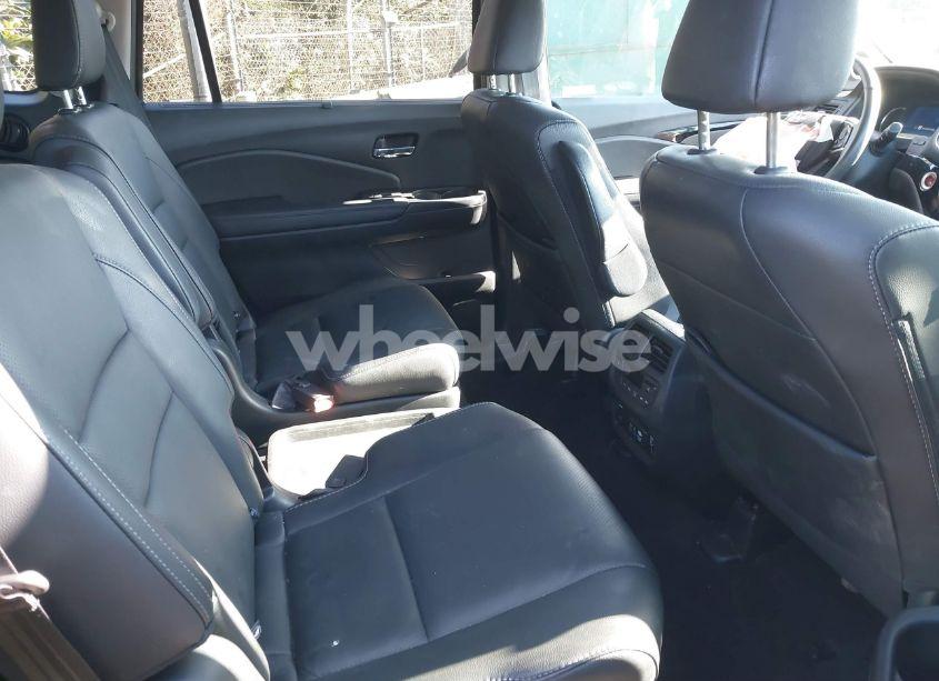 Photo 8 of 2021 Honda Pilot AWD ELITE (VIN 5FNYF6H06MB048053)