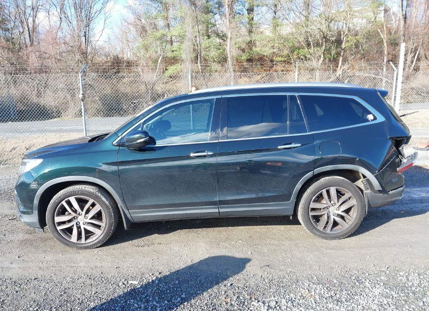 Photo 14 of 2016 Honda Pilot ELITE (VIN 5FNYF6H07GB049801)